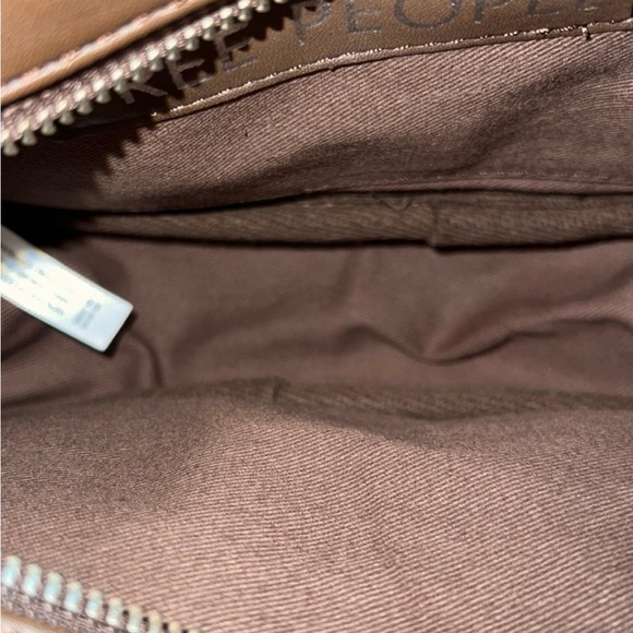 NWOT Brown Leather Handbag with Buckle Detail - Picture 3 of 3